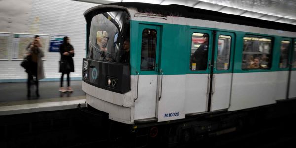 Grève dans les transports lundi : la mobilisation sera « peu suivie », assure Djebbari