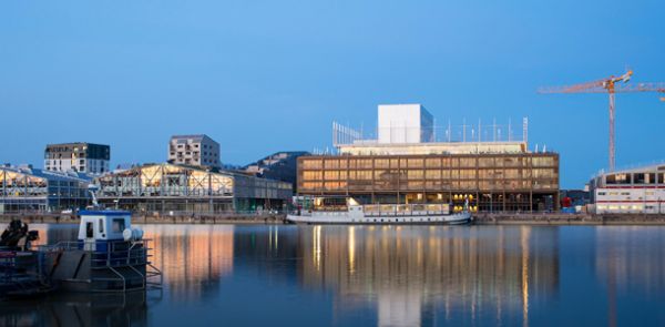 King Kong Architecture : Dock G6