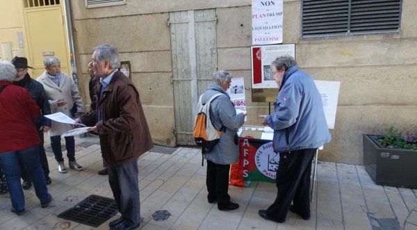 Contre le plan Trump