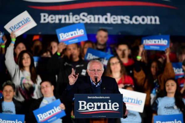 Primaires démocrates dans le Nevada, le favori Bernie Sanders joue gros