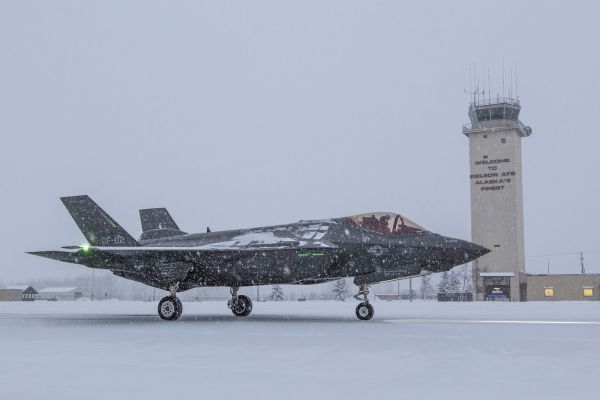 La base aérienne d'Eielson, en Alaska, se prépare à l'arrivée d'un escadron de F-35A Lightning II