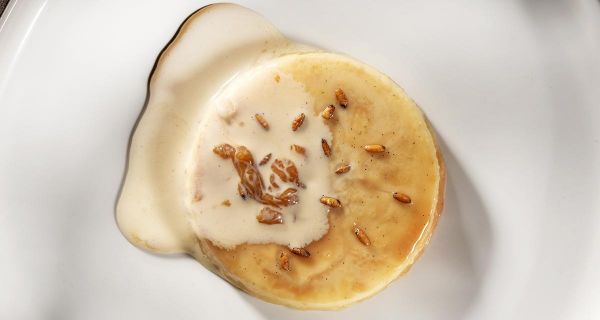 Crème aux œufs parfumée au caramel mou