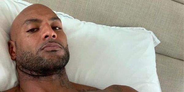 Booba: sa fille participe à un atelier de création de masques pour les hôpitaux