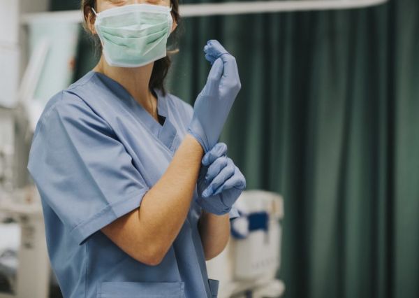 Coronavirus : 25 233 cas, 1 331 décès... Le point sur la situation en France mercredi