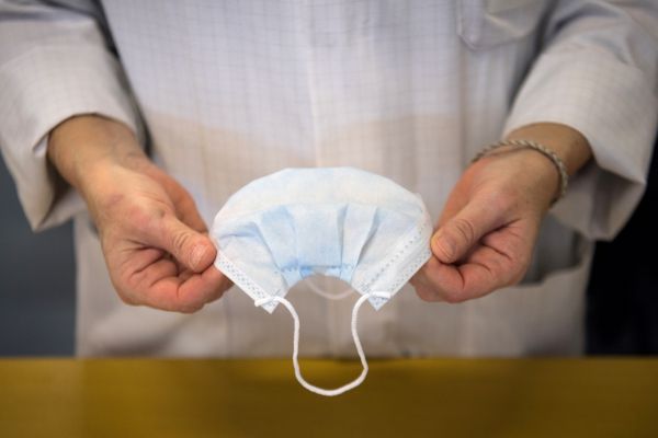 Le CHU de Lille développe son modèle de masque pour éviter la pénurie