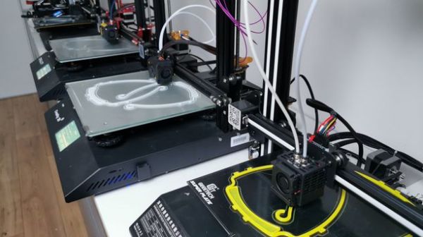 L'imprimante 3D au secours des hôpitaux pour lutter contre le coronavirus