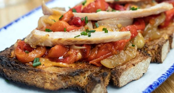 Tostada Escalibada, par Gastón Acurio, restaurant La Gare