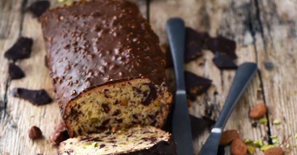 Cake aux noix et au chocolat de Nicolas ! Parce que le temps est aux petits et aux grands plaisirs !