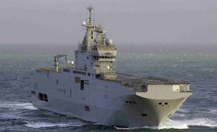 Covid-19 : Les deux porte-hélicoptères ne seront pas des « bateaux-hôpitaux »
