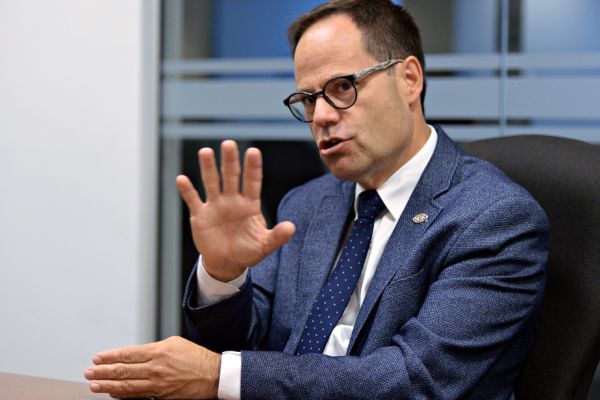 Direction du PLQ: Alexandre Cusson se retire