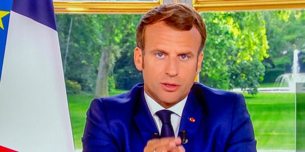Macron : l'enjeu de la reconstruction