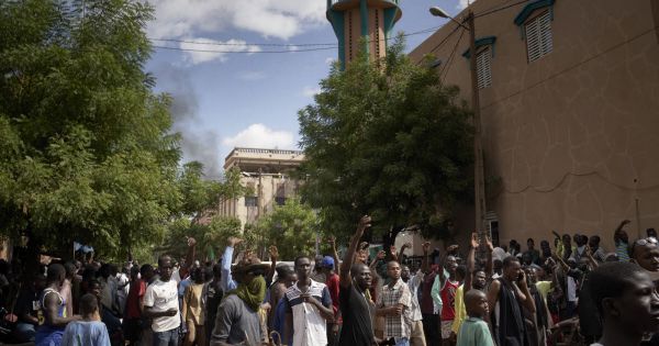 Mali : "Nous demandons la démission du président"