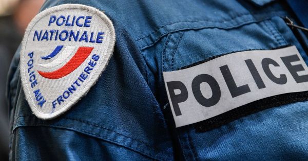 Dans la police, les "incivilités" d'Emmanuel Macron passent mal