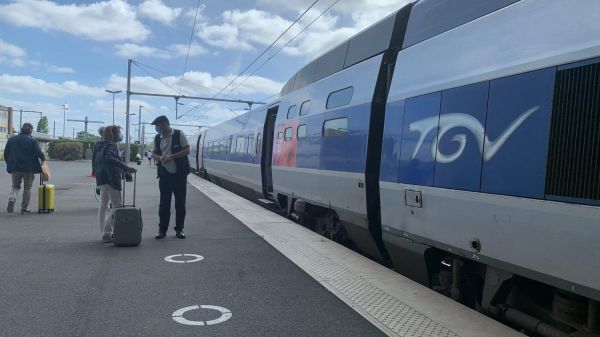 L'Etat va aider la SNCF "à hauteur de plusieurs milliards d'euros", annonce Jean-Baptiste Djebbari