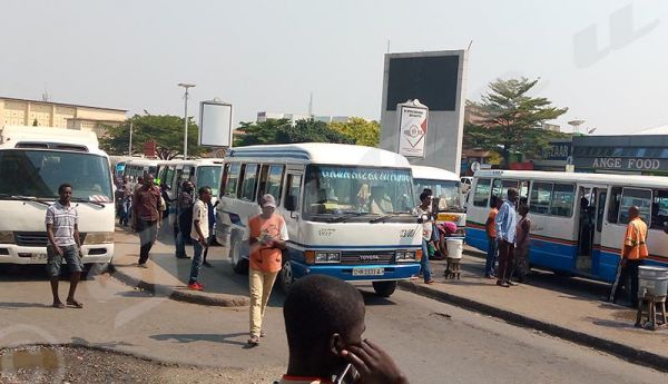 Covid-19 : l'obligation du port du masque dans le transport en commun loin d'être suivie