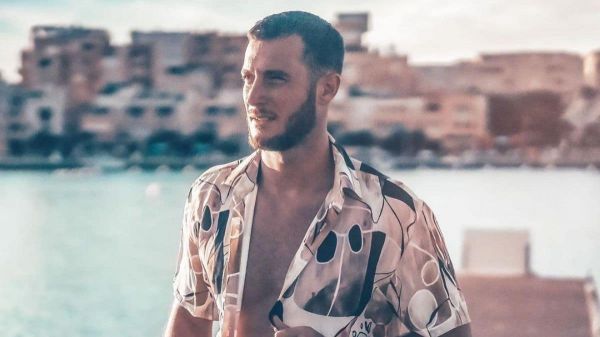 Nacca aurait trompé Eloïse sur le tournage des Marseillais VS Le Reste du Monde 5
