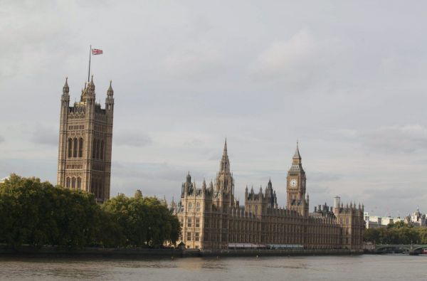 Arrestation d'un ancien ministre britannique accusé de viol