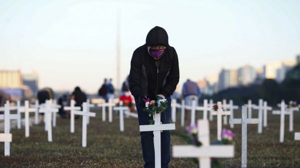 EN DIRECT - Covid-19 : 200.000 morts en Amérique Latine et aux Caraïbes