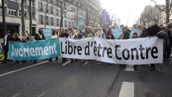 Avortement : une nouvelle polémique par les associations pro-vie