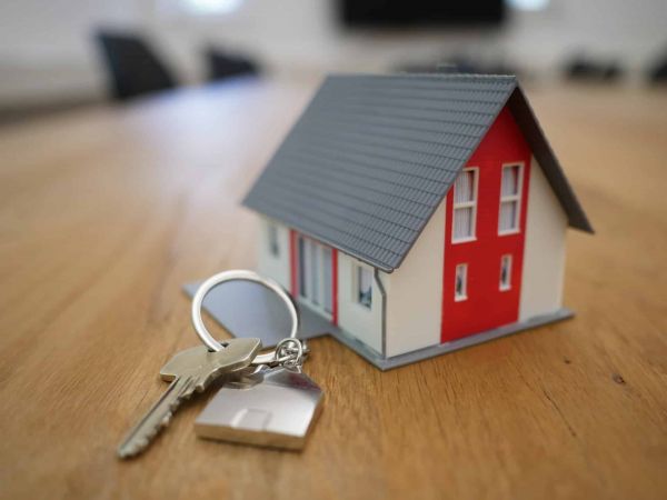 Bon plan investissement immobilier : que penser des méthodes de Yann Darwin ?