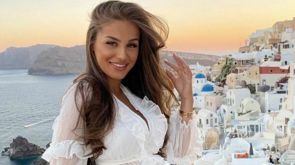 Kamila (MELAA3) : enceinte de son premier enfant, une photo de son baby bump fait mouche