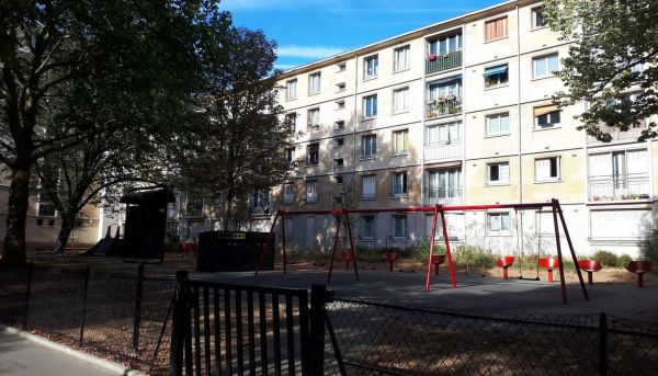 A Paris, les prostituées enchaînent les passes sous leurs fenêtres : «Depuis 5 ans, on ne dort pas»
