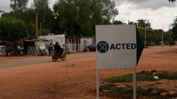 EN DIRECT - Attaque au Niger : "Il est hors de question de quitter" le pays, assure le directeur d'ACTED