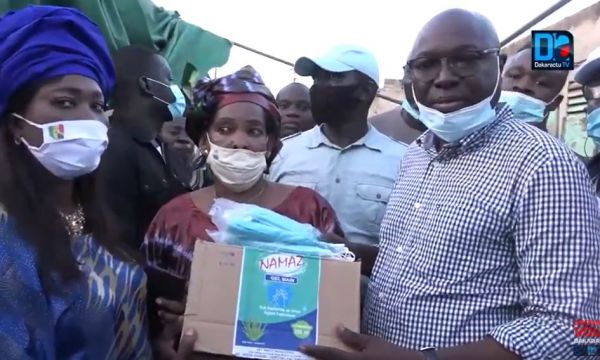 Inondations à Djiddah T. Kao : Arona Coumba Ndoffène apporte son soutien aux sinistrés