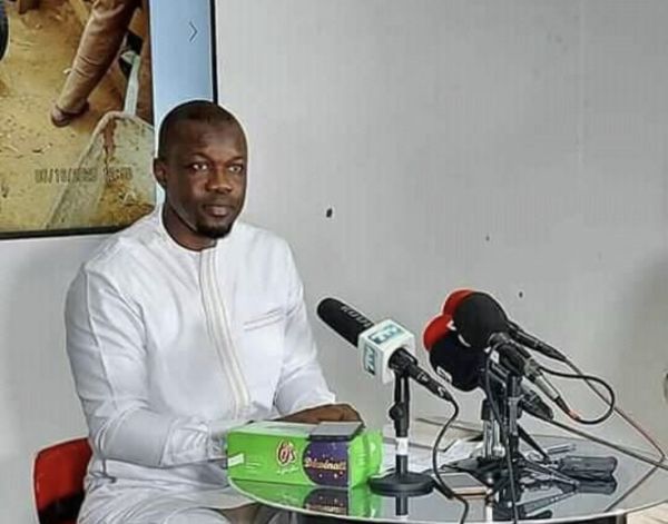 La COM' de SONKO : un jeu à quitte ou double.
