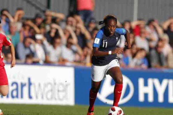 Foot - Bleues - Melvine Malard, la Bleuette prête à éclore