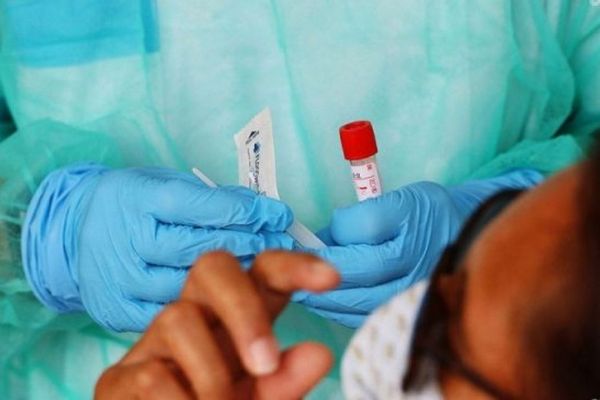 Fin de l'état d'urgence sanitaire : le test PCR n'est plus obligatoire au départ de Mayotte pour La Réunion