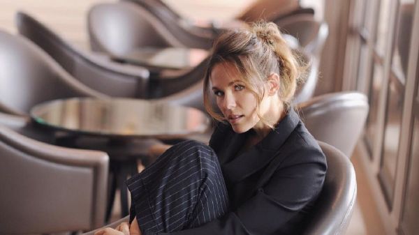 Lorie Pester Maman : Elle se confie sur son nouveau rythme de vie