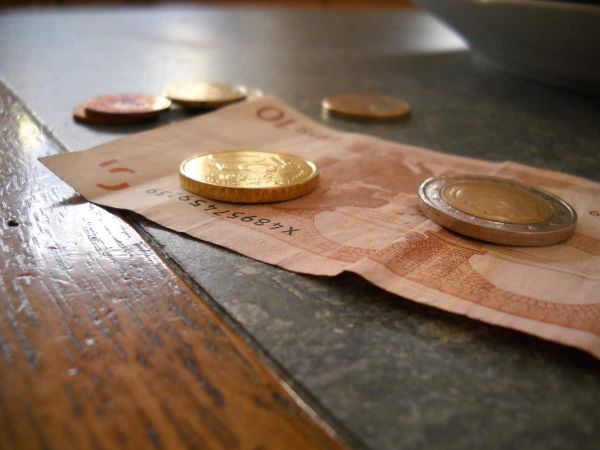 Voici comment une société sans cash affecterait votre vie quotidienne