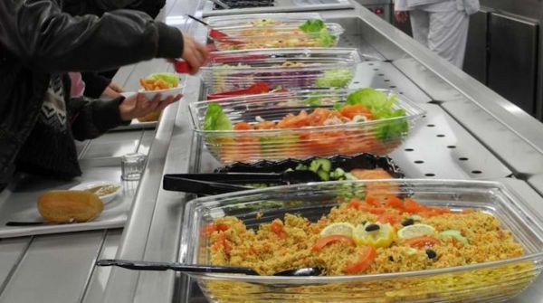 Vous N'êtes Pas Étudiant ? Profitez du Restaurant Universitaire Pour Déjeuner Pas Cher.