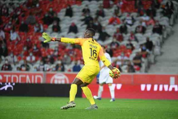 Foot - ANG - Chelsea - Chelsea : première séance pour Édouard Mendy
