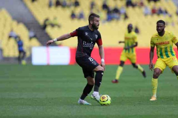 Foot - L1 - Nîmes - Nîmes : Moussa Koné et Lucas Deaux incertains contre Lens