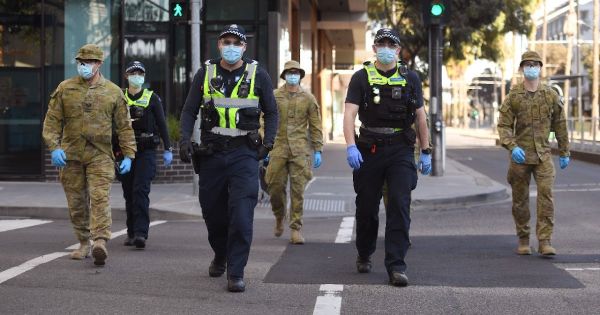 En Australie, les autorités s'arrogent le droit de tester et vacciner de force la population contre le COVID