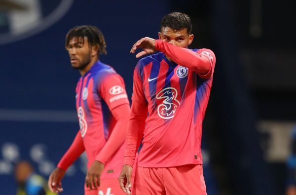 Chelsea : Thiago Silva rate ses débuts en Premier League