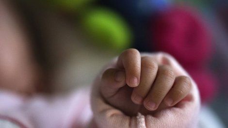 Emma, Jade, Gabriel, Léo... Le top 20 des prénoms donnés aux bébés en 2019