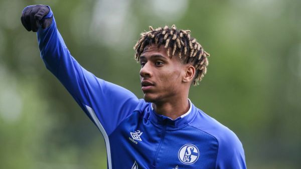 Mercato - Barcelone : Une prétendant accélère pour Jean-Clair Todibo !