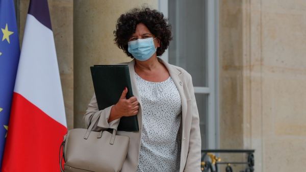 EN DIRECT - Covid-19 : une fermeture généralisée des universités "absolument pas envisagée" pour le moment