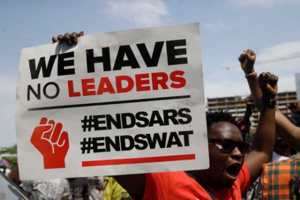 Nigeria : Les manifs contre les brutalités policières se poursuivent