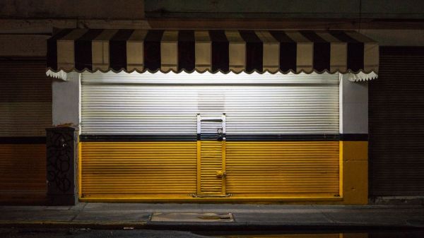 Charleroi : dès lundi, les night-shops devront fermer à 20h00