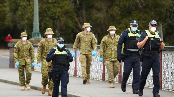 Alan Jones : « Les Australiens doivent connaître la vérité, ce virus n’est pas une pandémie »