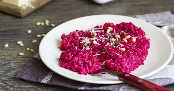 Un risotto aux betteraves pour une assiette haute en couleur !