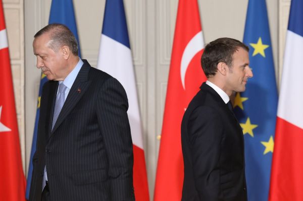 Derrière les appels au boycott des produits français, l'ombre de la Turquie