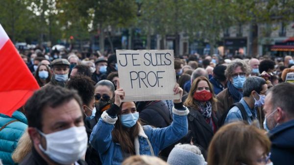 APPEL A TEMOIGNAGES. Enseignants, comment abordez-vous la rentrée après l'attentat de Conflans-Sainte-Honorine ?