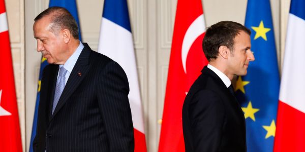 Comment Emmanuel Macron veut riposter à la Turquie d'Erdogan