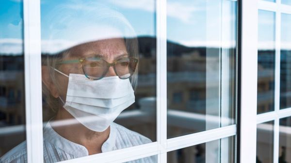 "Trop risqué", des médecins mettent en garde contre les conséquences d'un éventuel reconfinement