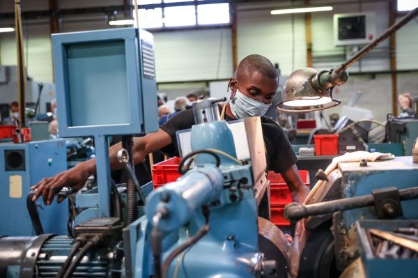 « Un reconfinement nécessaire pour protéger l'économie »